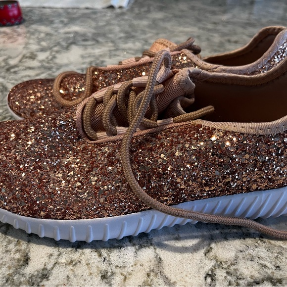 Sparkly soul flats - Picture 4 of 6